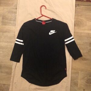 Nike womens t-shirt tee Small Black 3/4 Sleeve JUST DO IT spell out